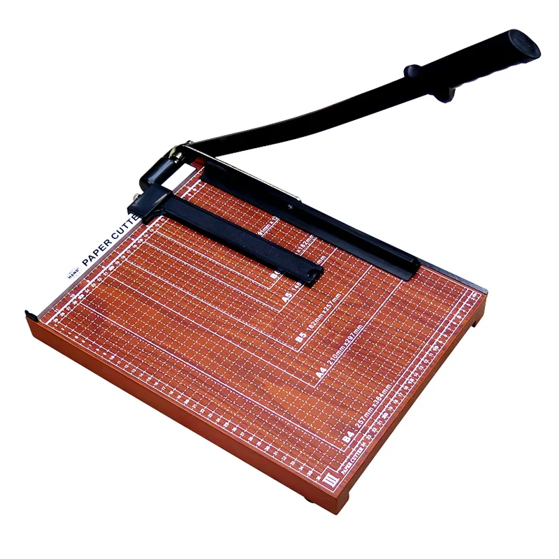 GUILLOTINA BASE MADERA CON GUIA 30X38CMS HAND — Hand