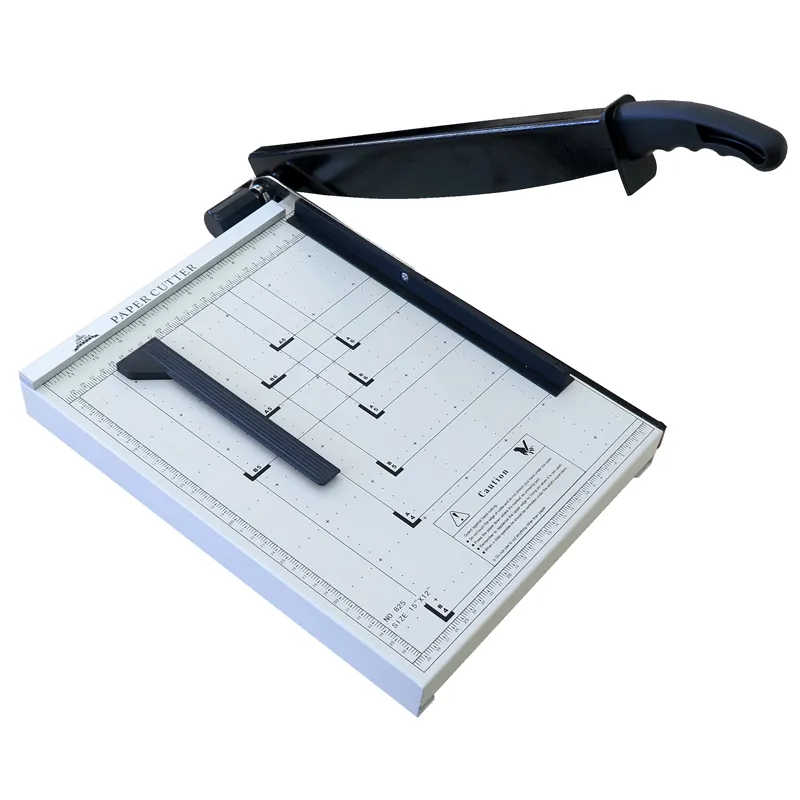 GUILLOTINA BASE METAL CUCHILLA CURVA C/GUIA 30X38CMS HAND — Hand