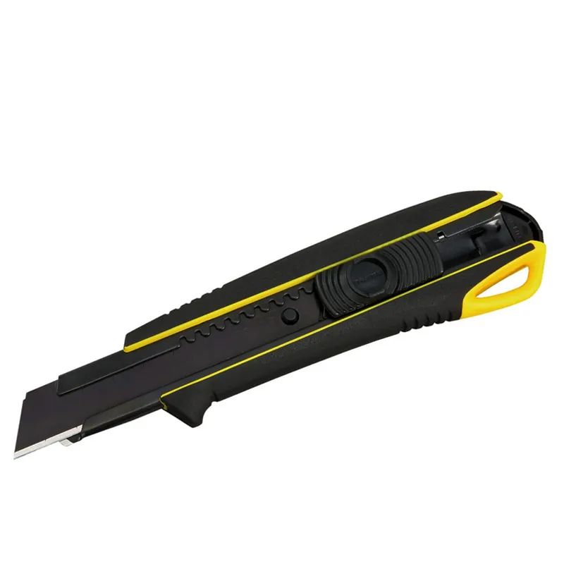 CUTTER BLOQ-AUTOM MULTIFUN CON 3 HOJAS 18MM TAJIMA — Tajima